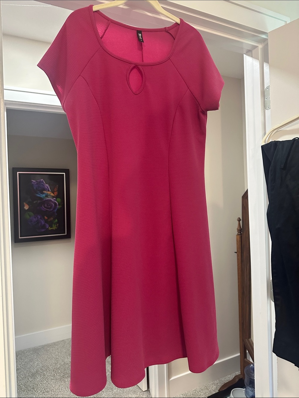 Seven7 Magenta A-Line Midi Dress with Keyhole